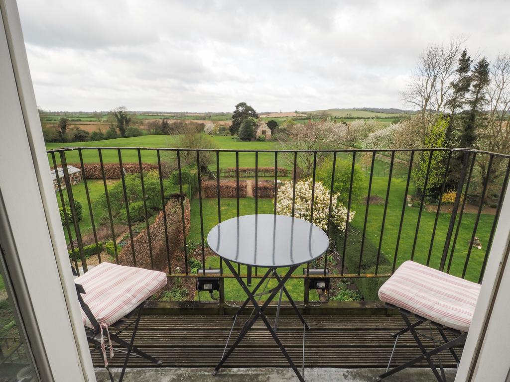 The Clock Tower Bed and Breakfast Daventry Eksteriør billede